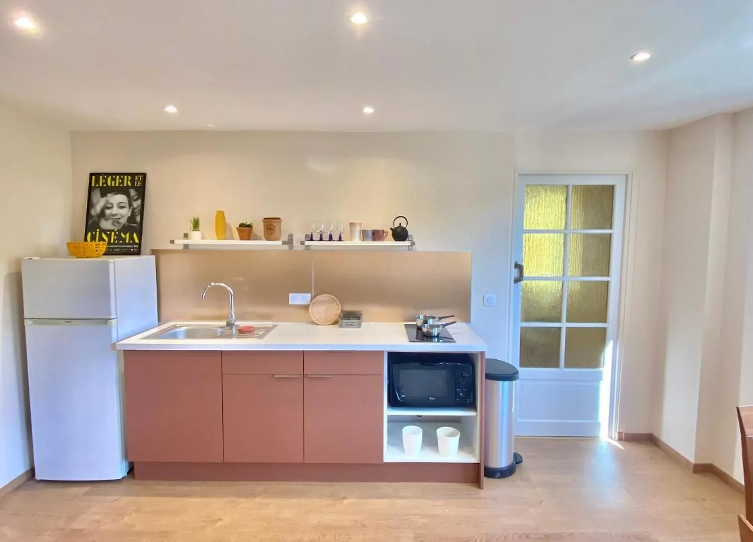 Great Flat! 10 Minute Walk From Train Station And Palais Apartment Cannes